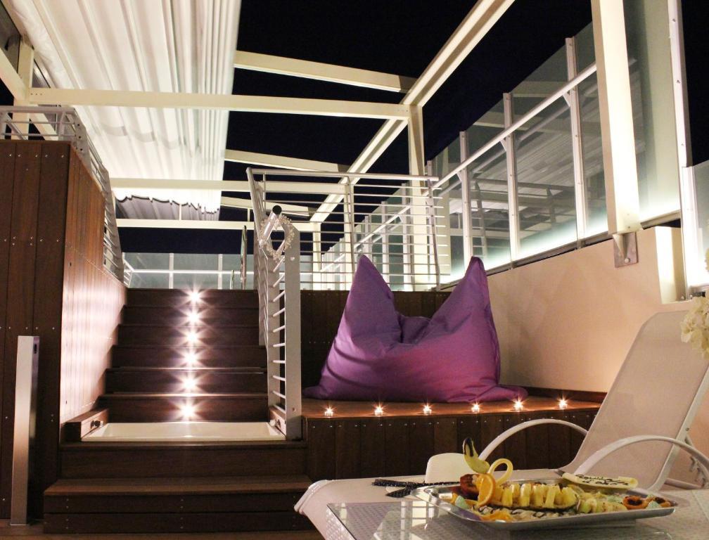 Hotel Aquila D'Oro Misano Adriatico Esterno foto