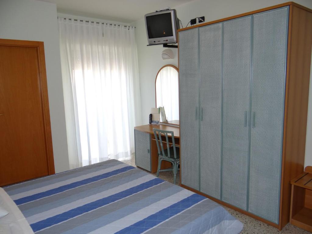 Hotel Aquila D'Oro Misano Adriatico Camera foto